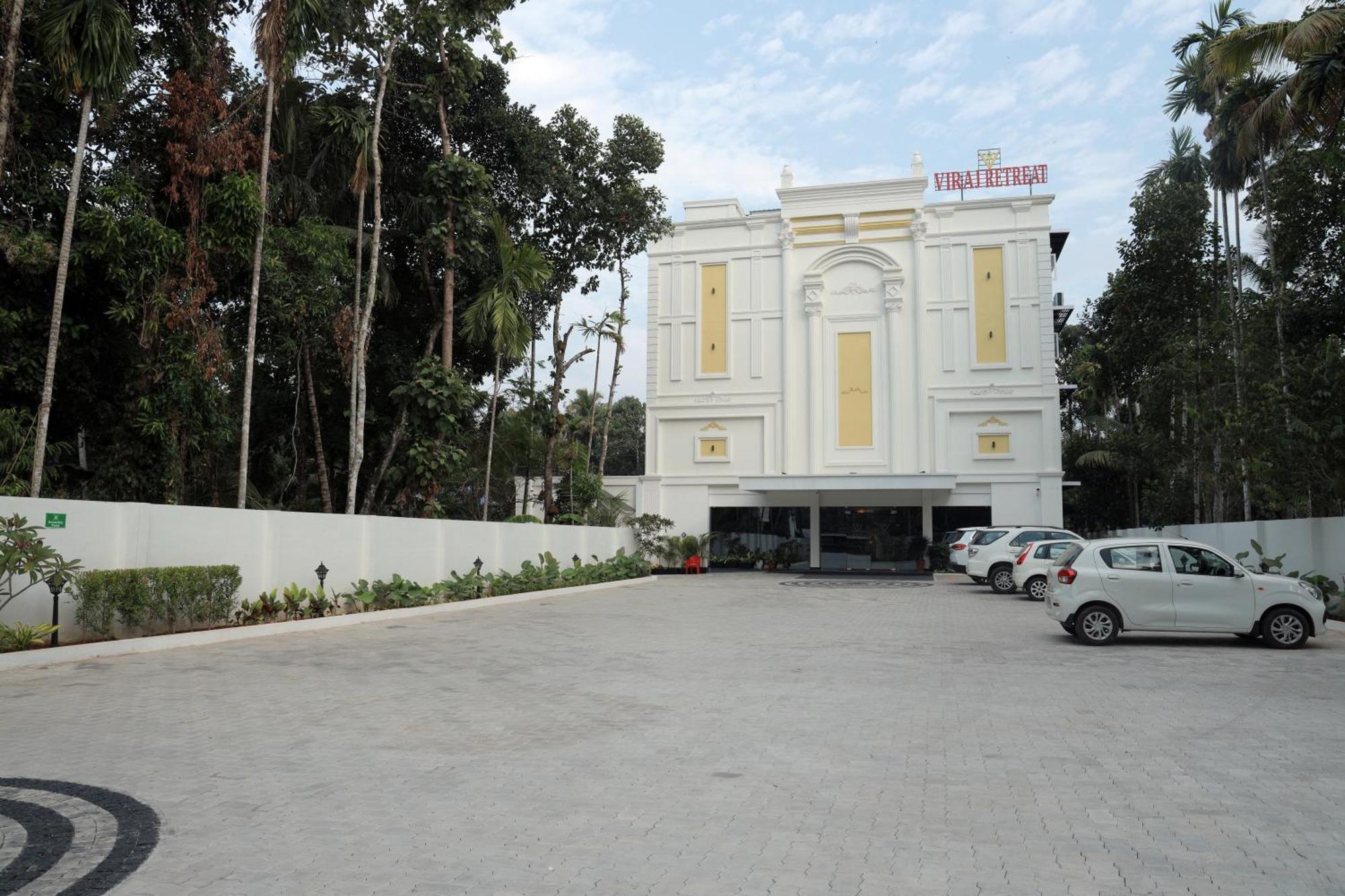 Отель Viraj Retreat Mundrothuruth Экстерьер фото
